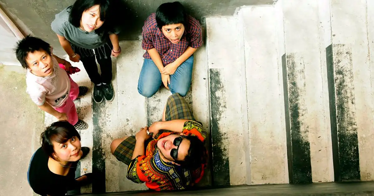 Gỗ Lim: Lustige Punk-Musik für Frauen in Hanoi