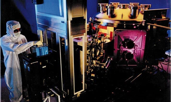 Warum die EUV-Maschine aus den Niederlanden kommt